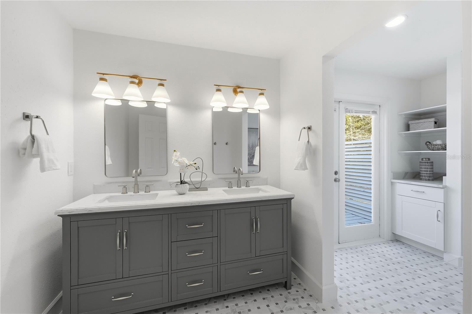 Image 21 of 36 For 1951 Lost Pine Lane