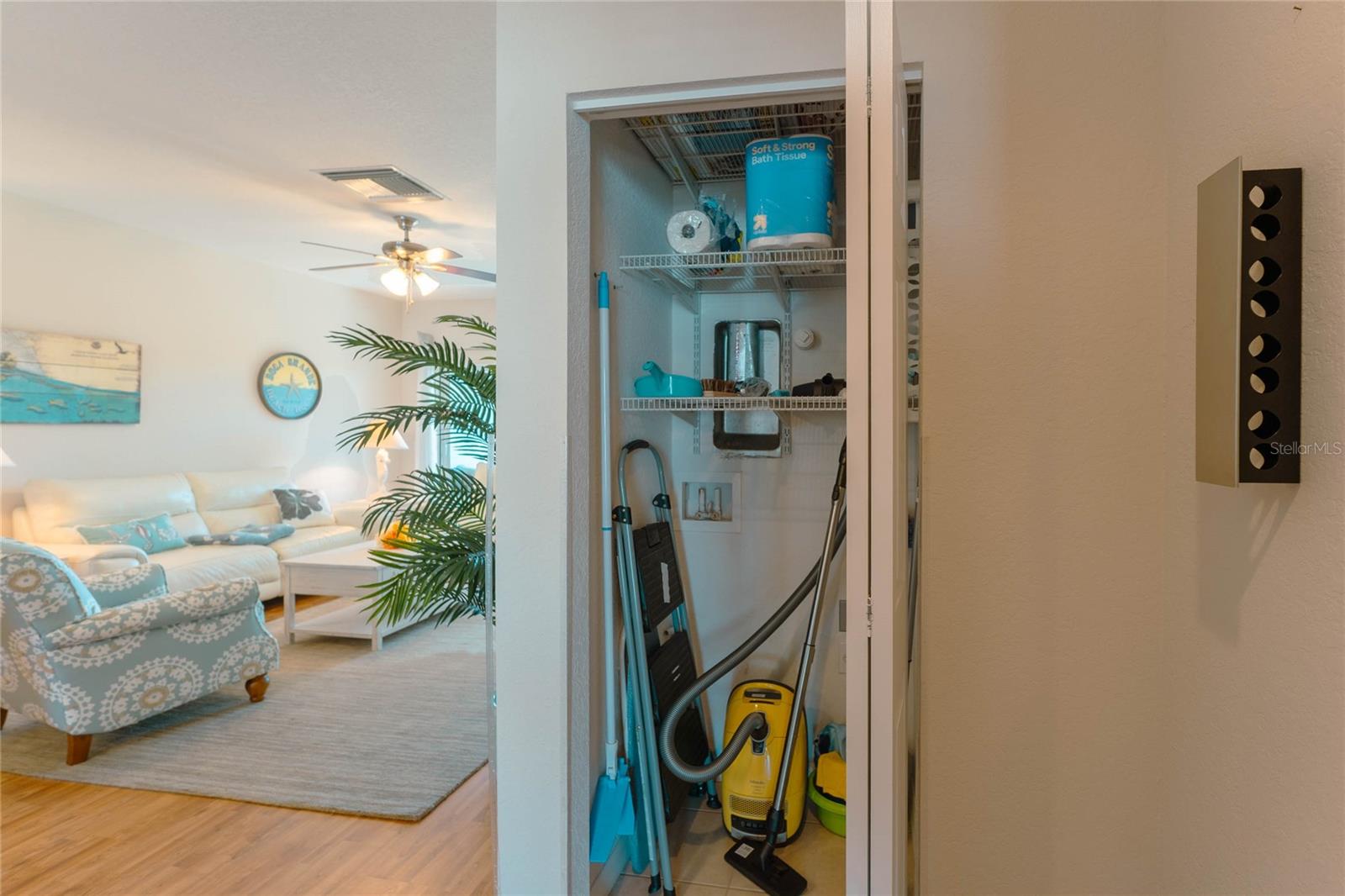 Image 20 of 41 For 3919 Cape Haze Drive 503