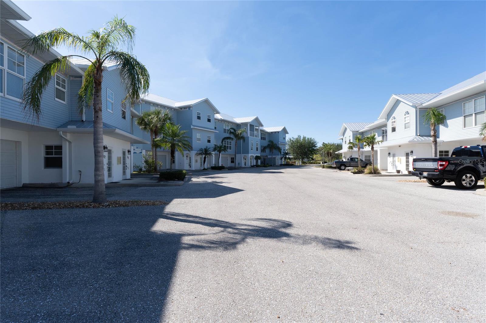 Image 32 of 41 For 3919 Cape Haze Drive 503