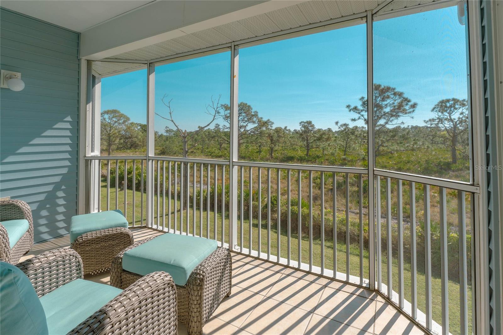 Image 5 of 41 For 3919 Cape Haze Drive 503