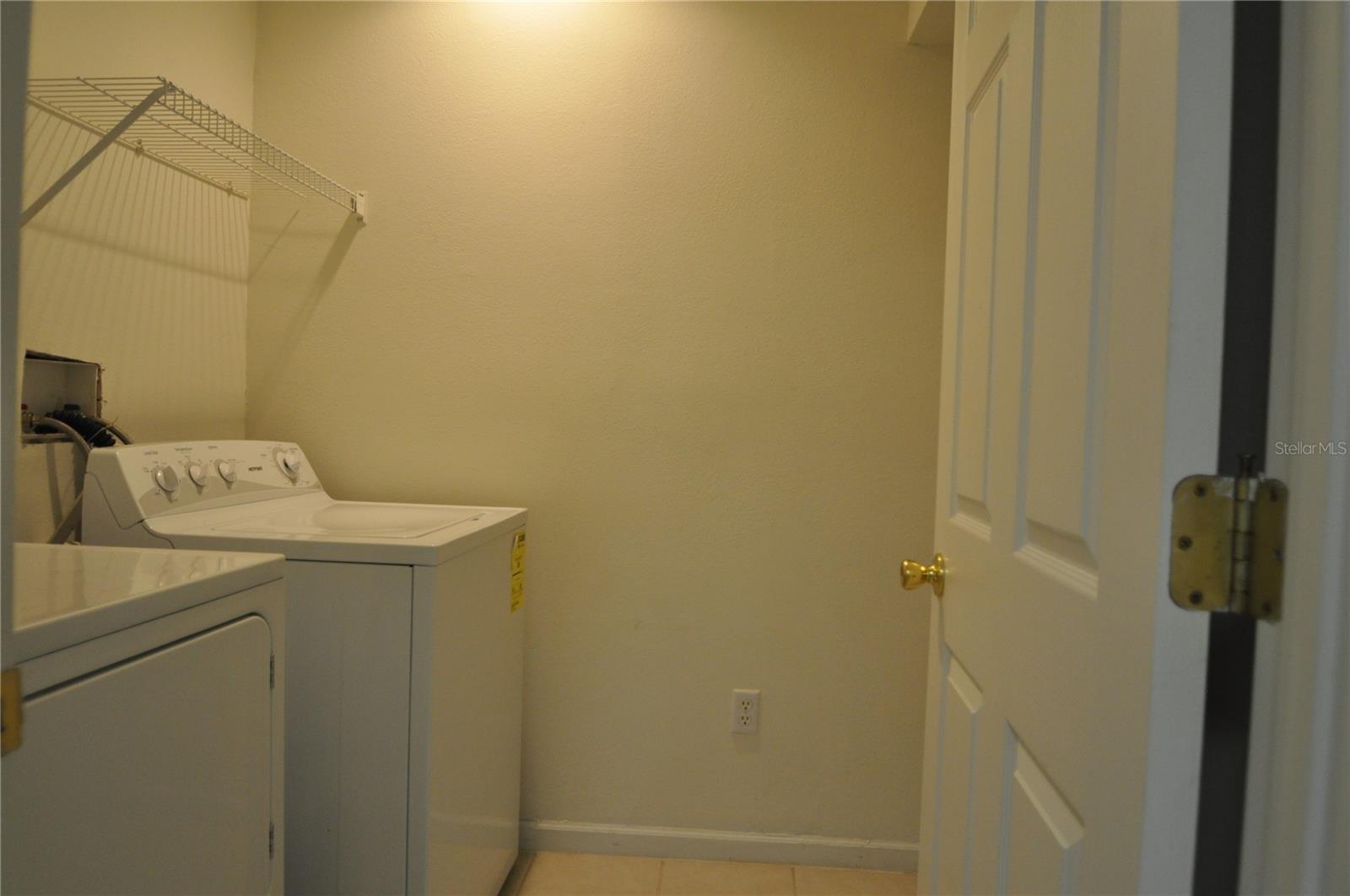 Image 9 of 13 For 737 Crest Pines Drive 634