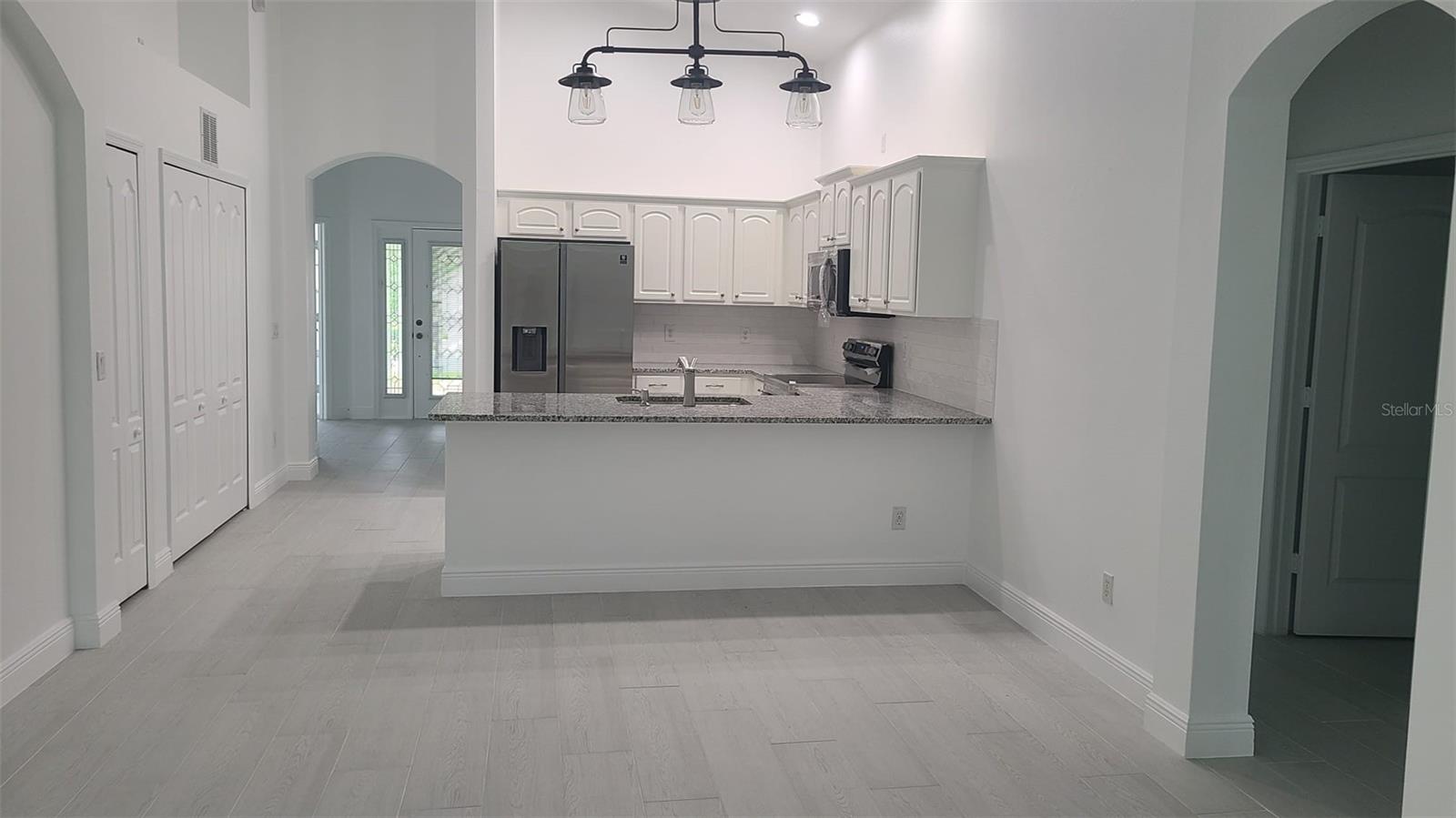 Image 25 of 67 For 10006 Brodbeck Boulevard