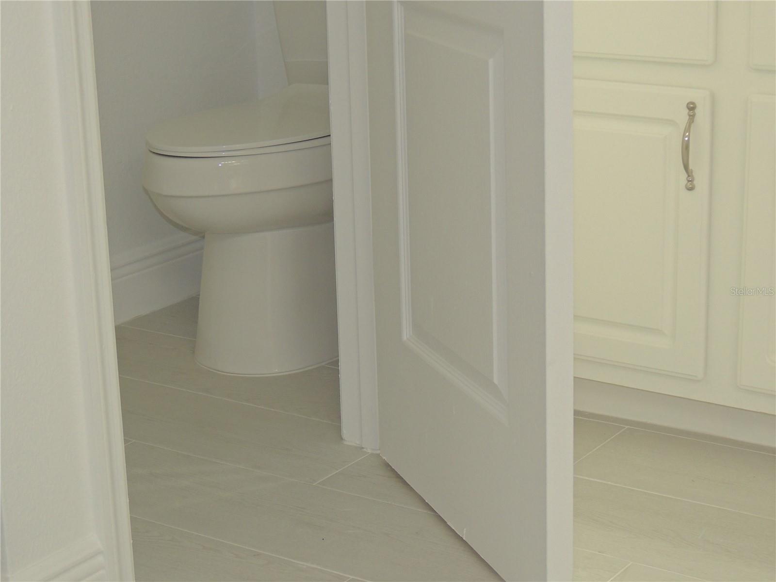 Image 39 of 67 For 10006 Brodbeck Boulevard