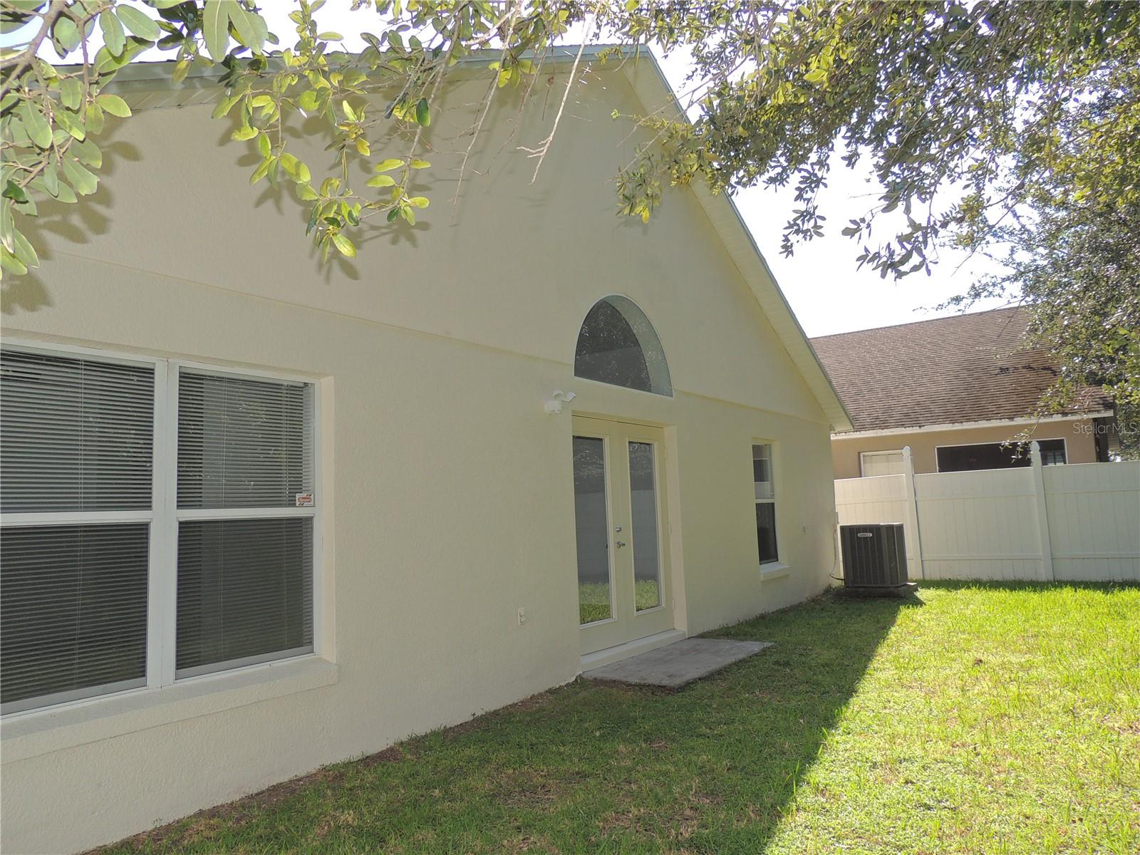 Image 52 of 67 For 10006 Brodbeck Boulevard