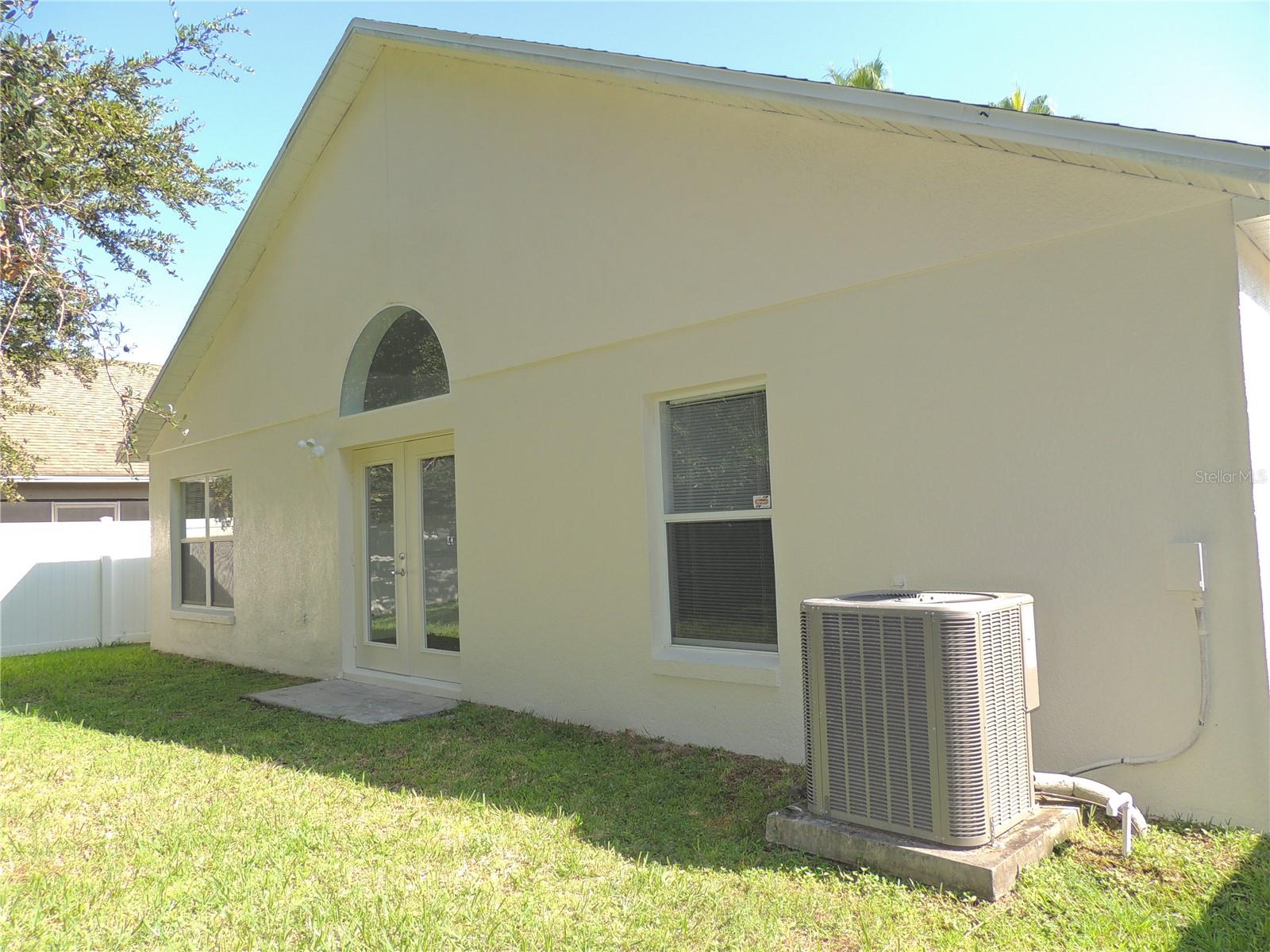 Image 53 of 67 For 10006 Brodbeck Boulevard