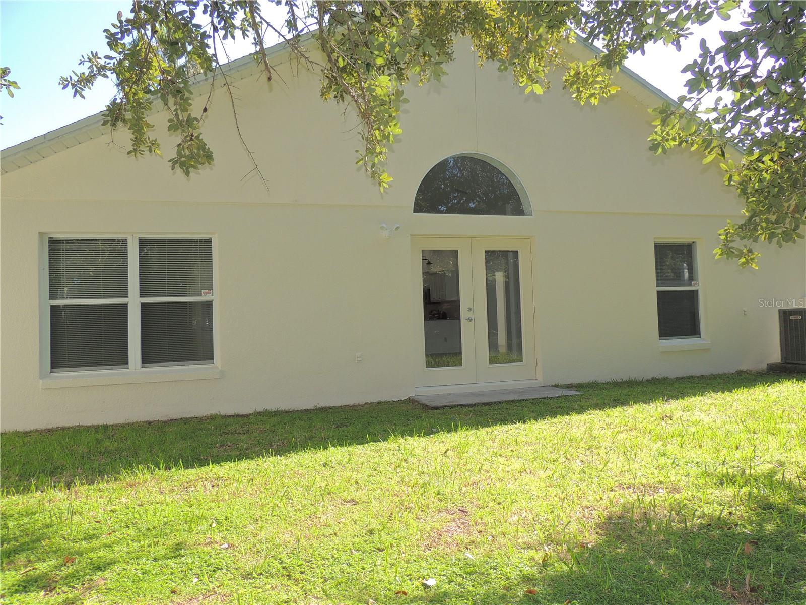 Image 55 of 67 For 10006 Brodbeck Boulevard