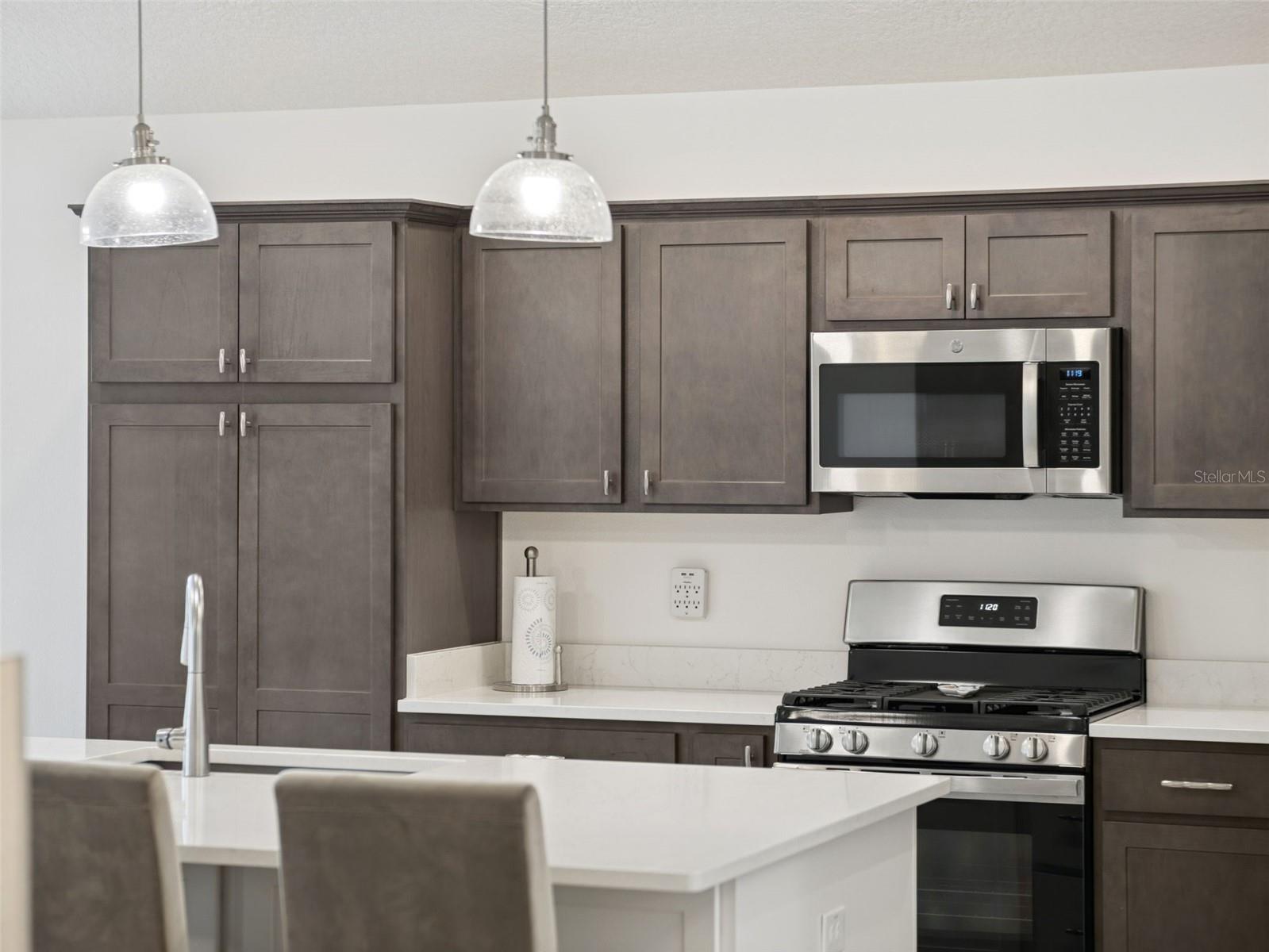 Image 24 of 91 For 7492 Far Hills Loop