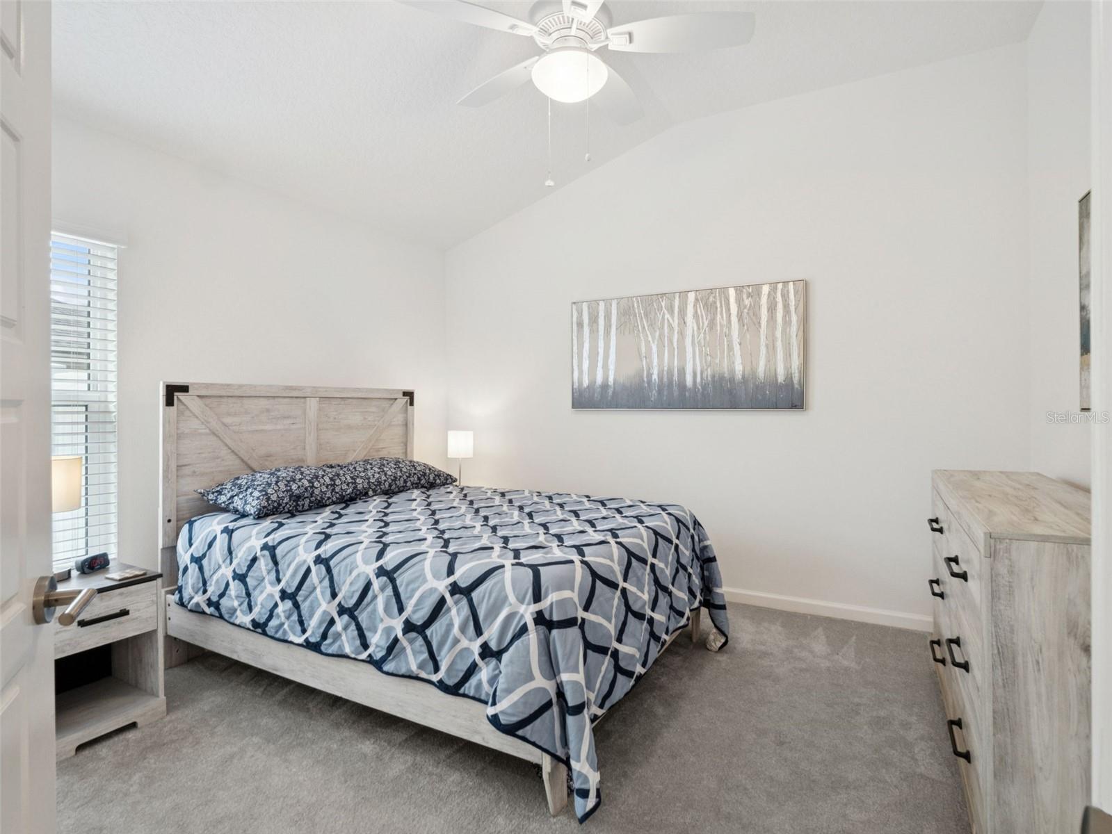 Image 29 of 91 For 7492 Far Hills Loop