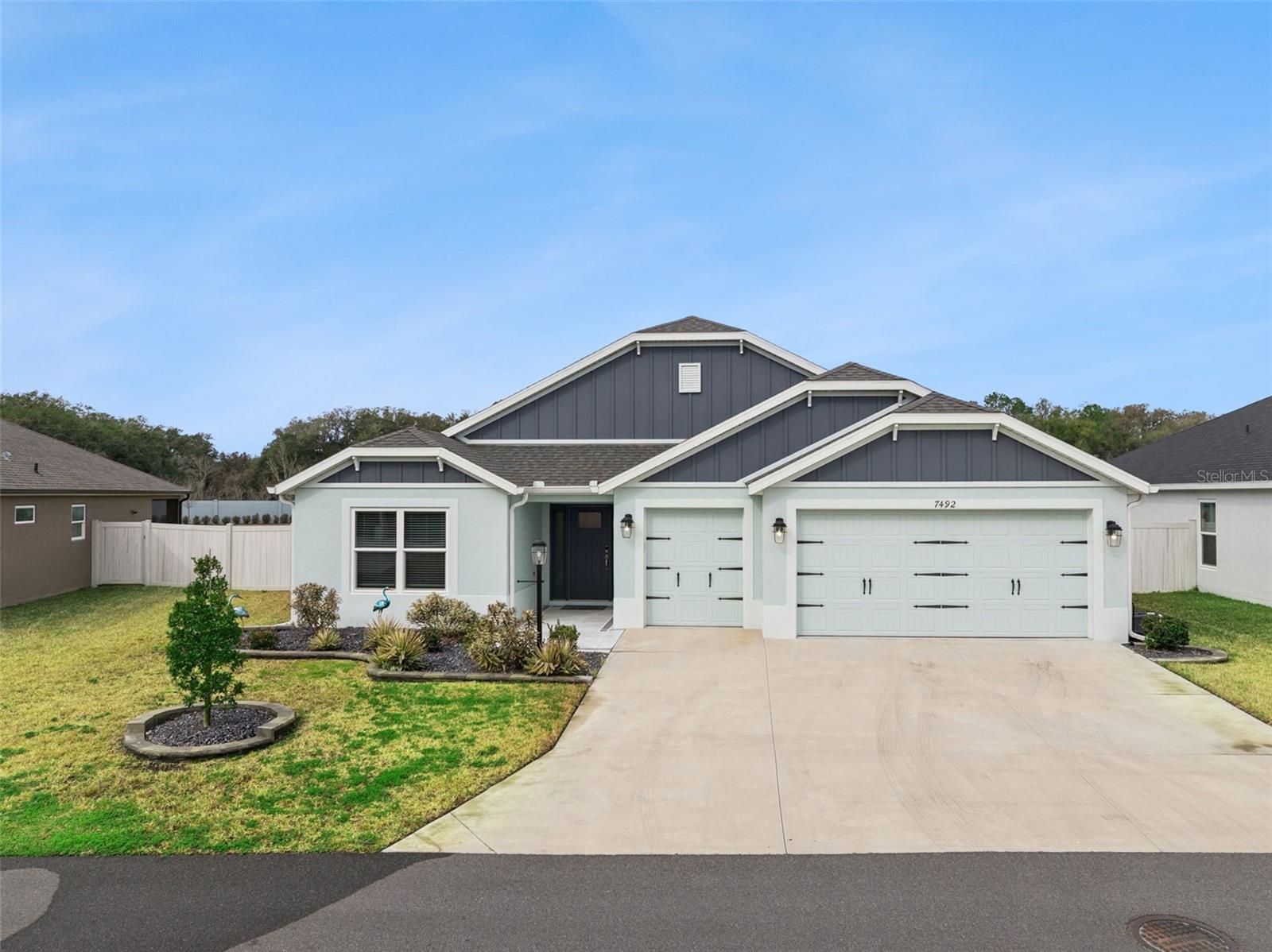 Image 37 of 91 For 7492 Far Hills Loop