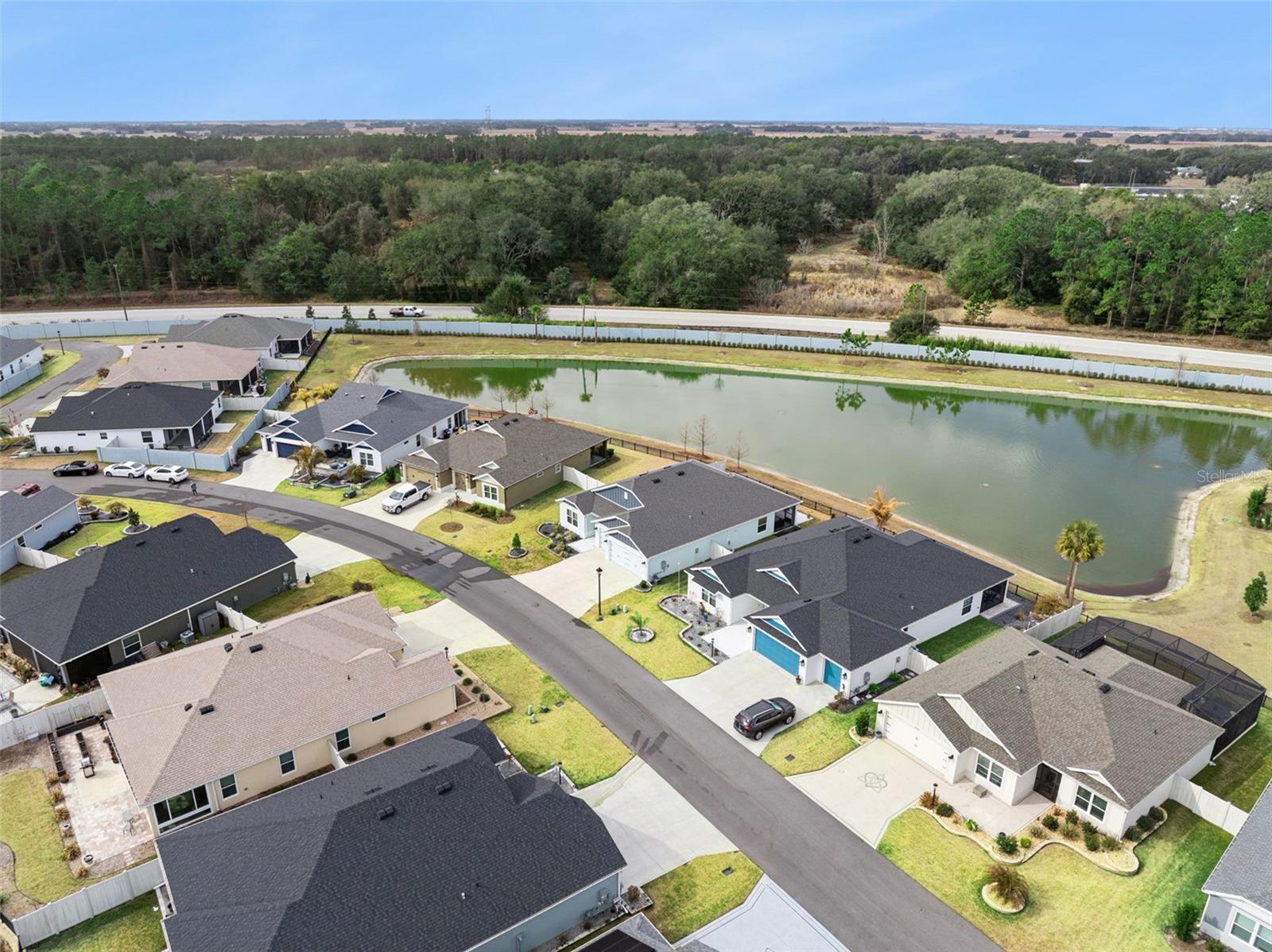 Image 41 of 91 For 7492 Far Hills Loop