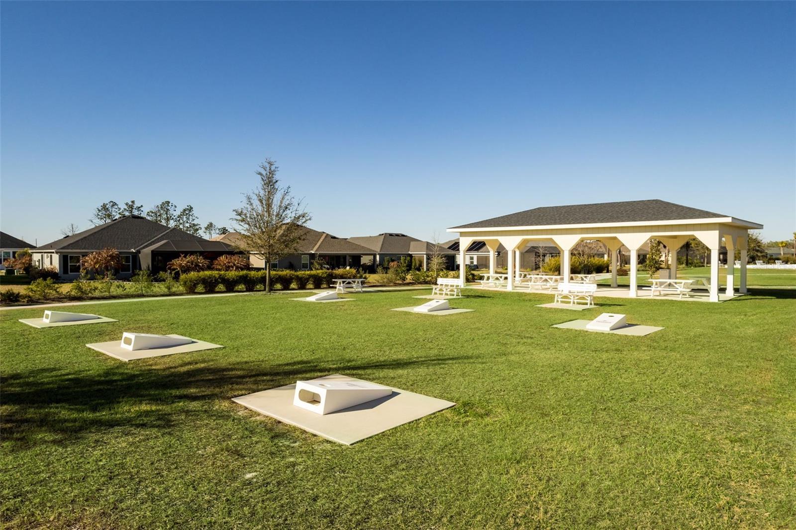 Image 9 of 91 For 7492 Far Hills Loop