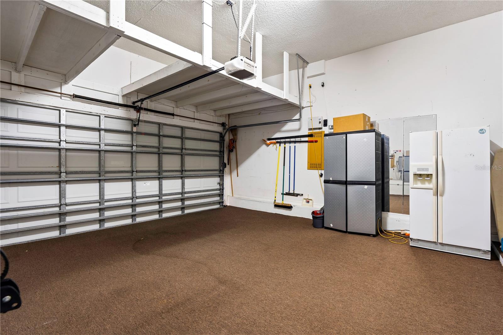 Image 19 of 39 For 171 Longview Avenue