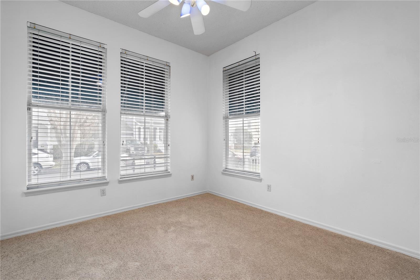 Image 9 of 39 For 171 Longview Avenue