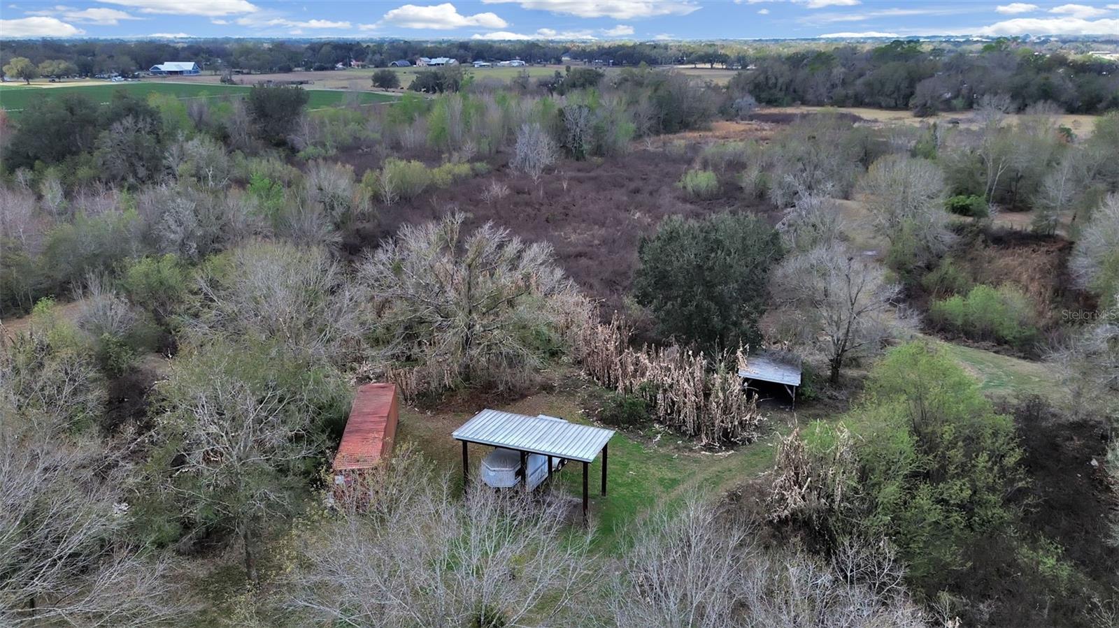 Listing photo id 13 for 9924 Art Acres Road