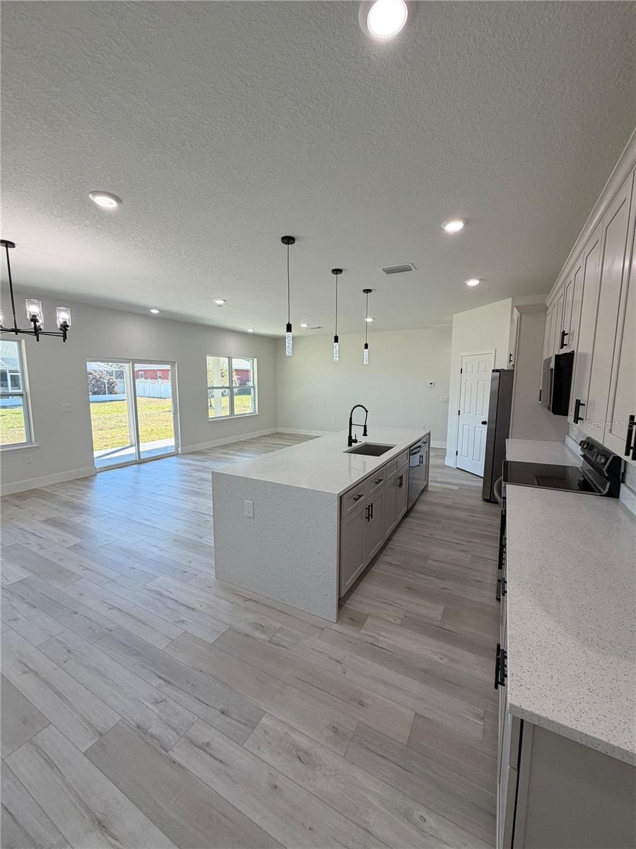 Image 14 of 51 For 4662 San Ignacio Drive