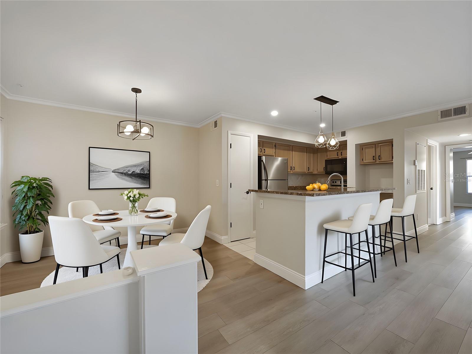 Image 6 of 27 For 486 Pin Oak Place 112