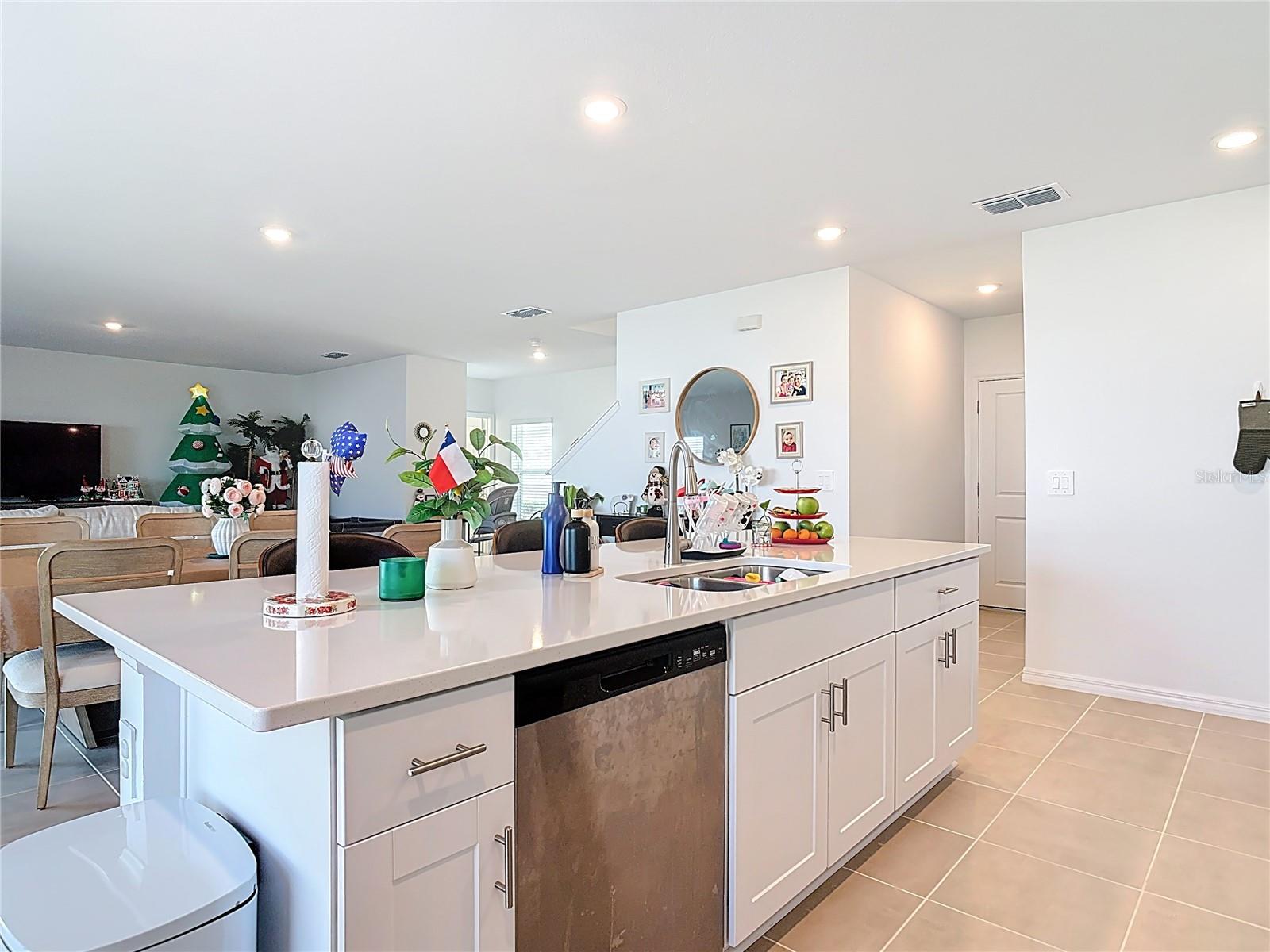 Image 20 of 53 For 1146 Calico Pointe Circle