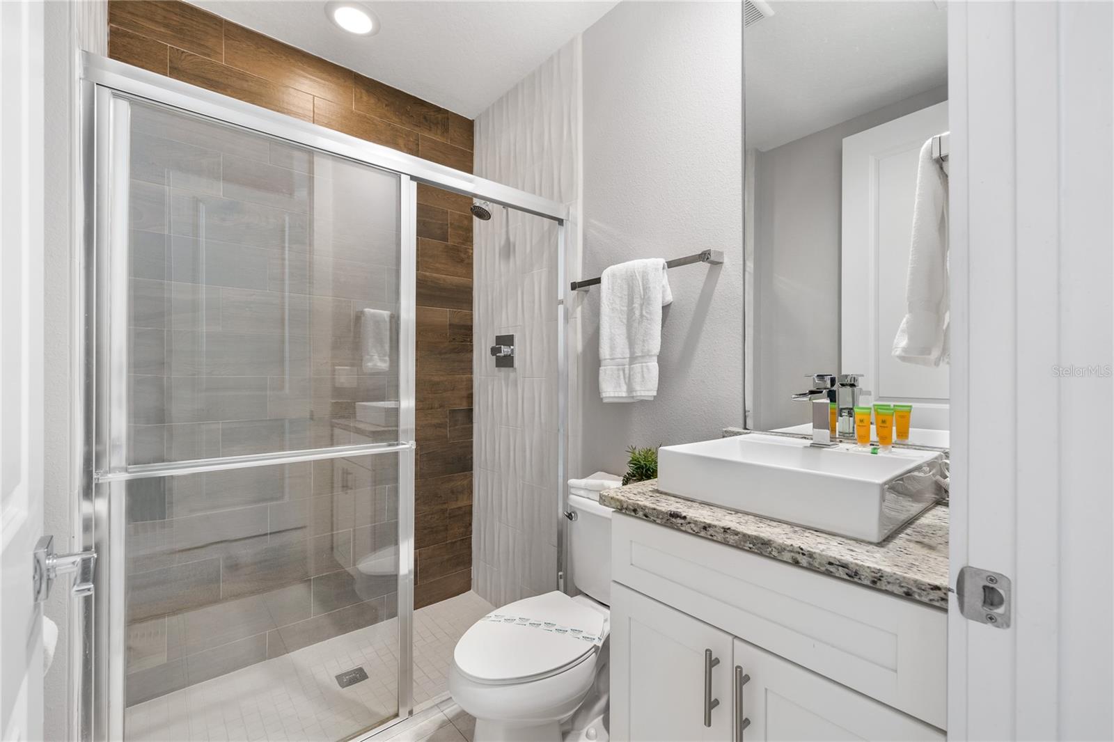 Image 16 of 36 For 2614 Sunrise Shores Drive