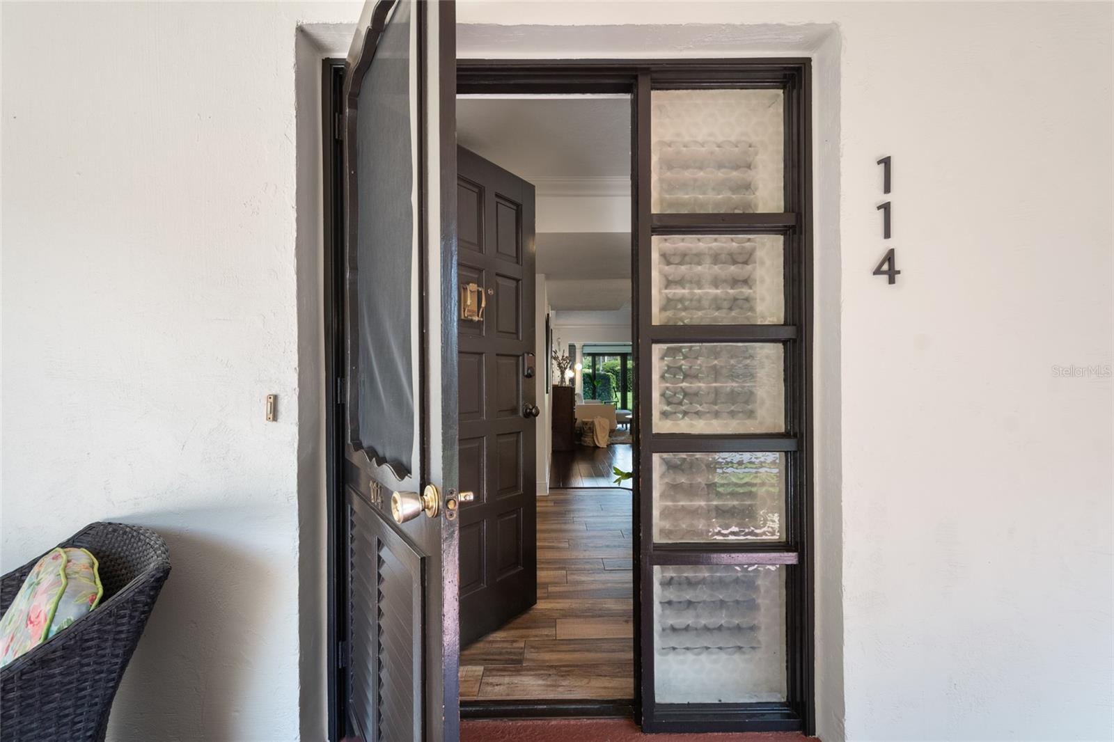 Image 4 of 39 For 104 Interlachen Avenue 114