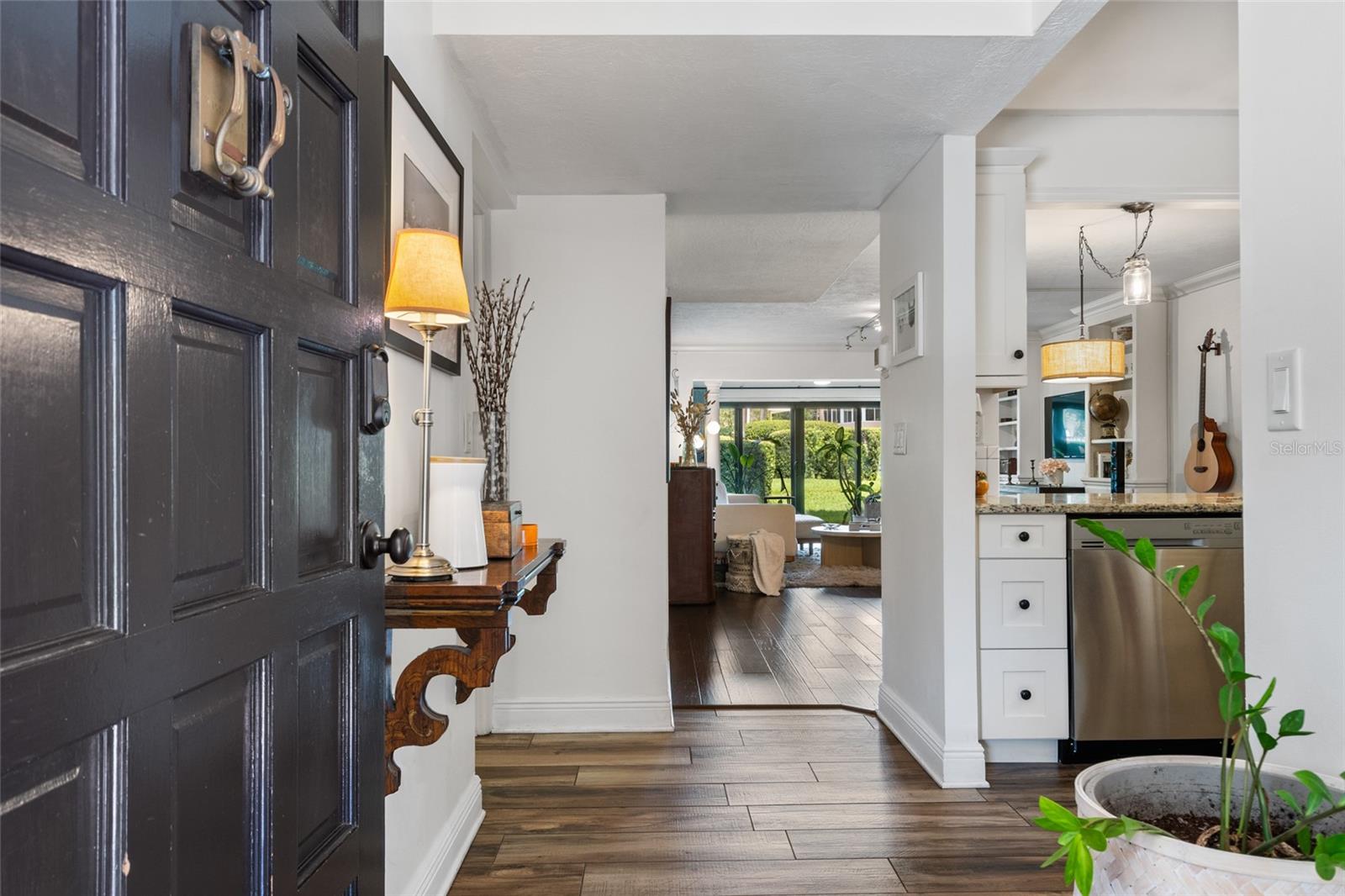 Image 5 of 39 For 104 Interlachen Avenue 114