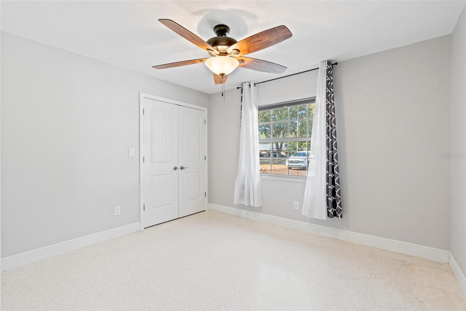 Image 18 of 27 For 611 Ensenada Drive