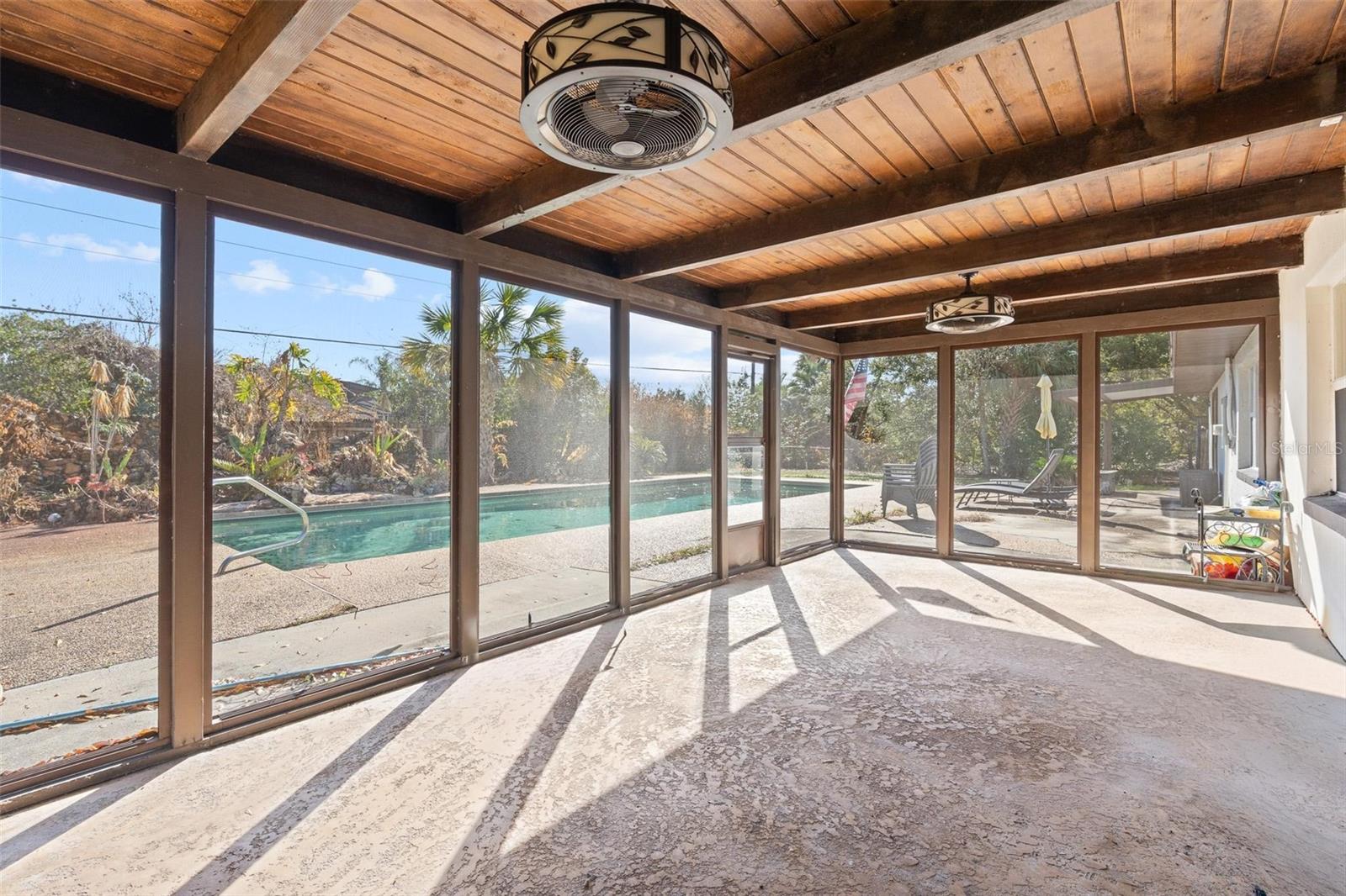 Image 22 of 27 For 611 Ensenada Drive