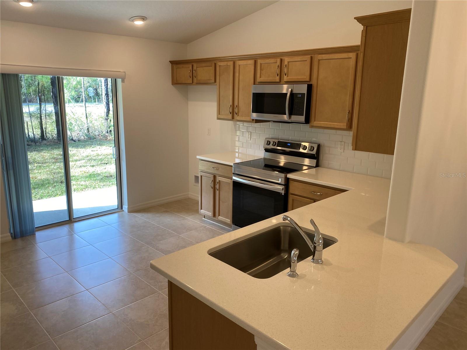 Image 10 of 17 For 17 Karas Trail B