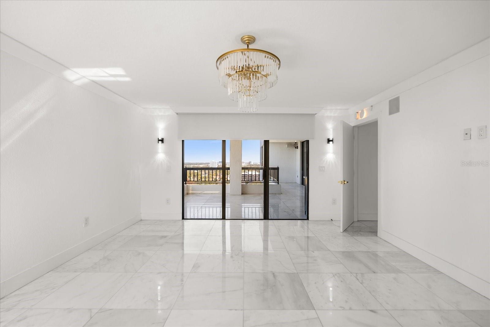 Image 36 of 56 For 530 Central Boulevard 1901