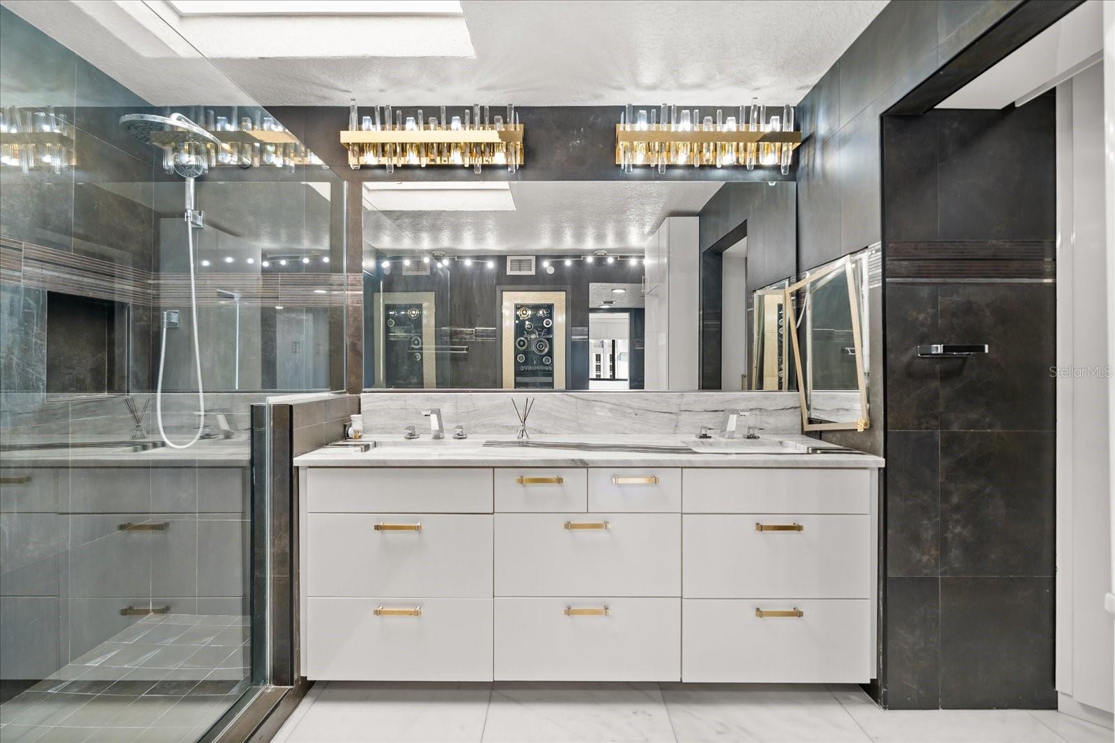 Image 39 of 56 For 530 Central Boulevard 1901