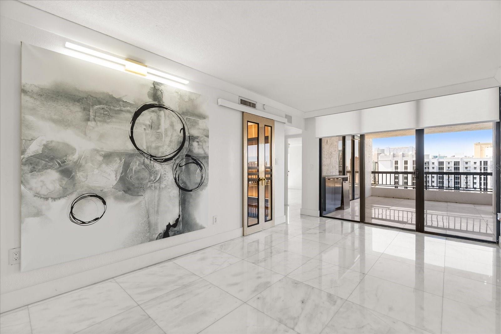 Image 7 of 56 For 530 Central Boulevard 1901