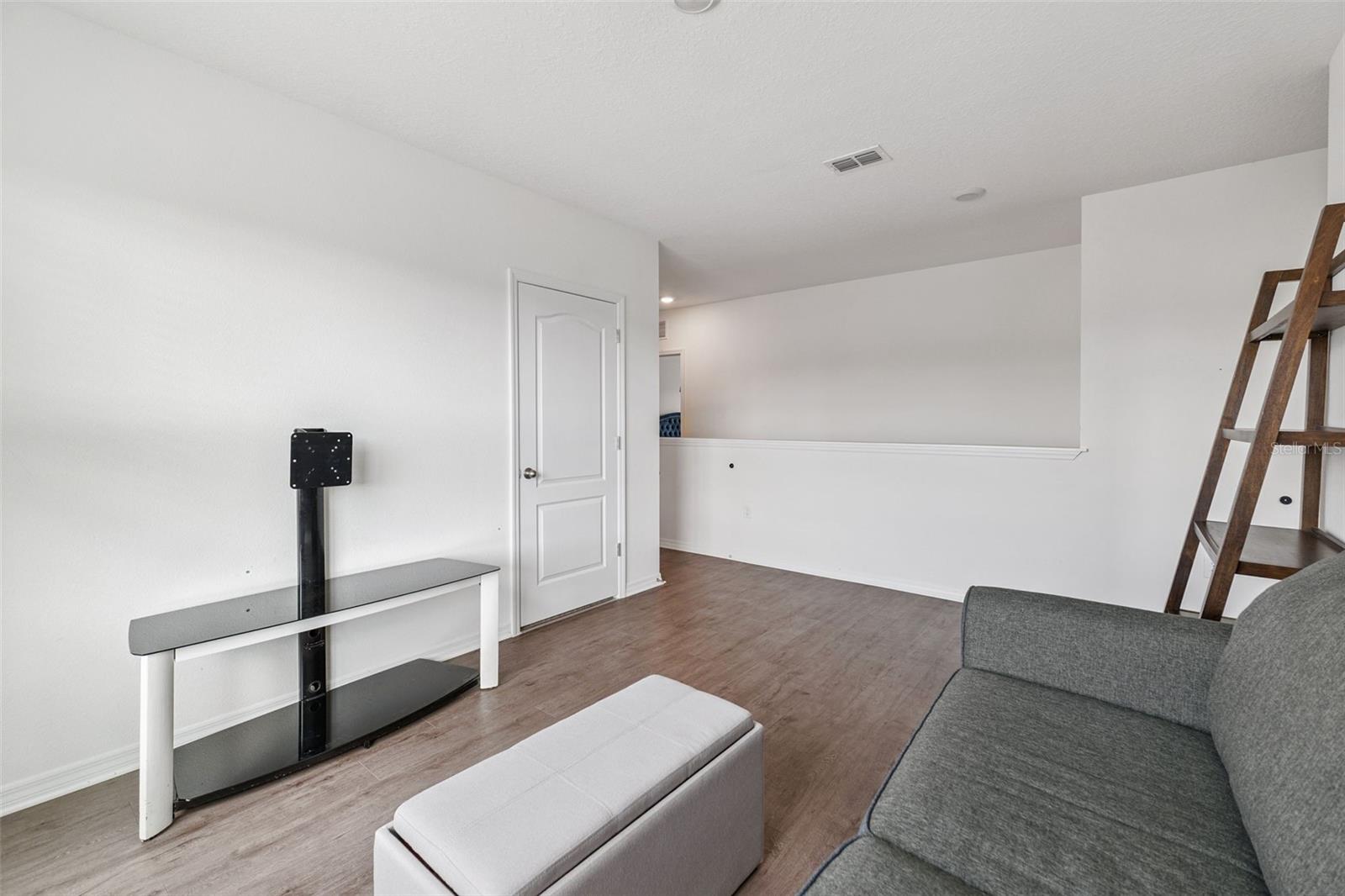 Image 11 of 29 For 1422 Fox Squirrel Drive