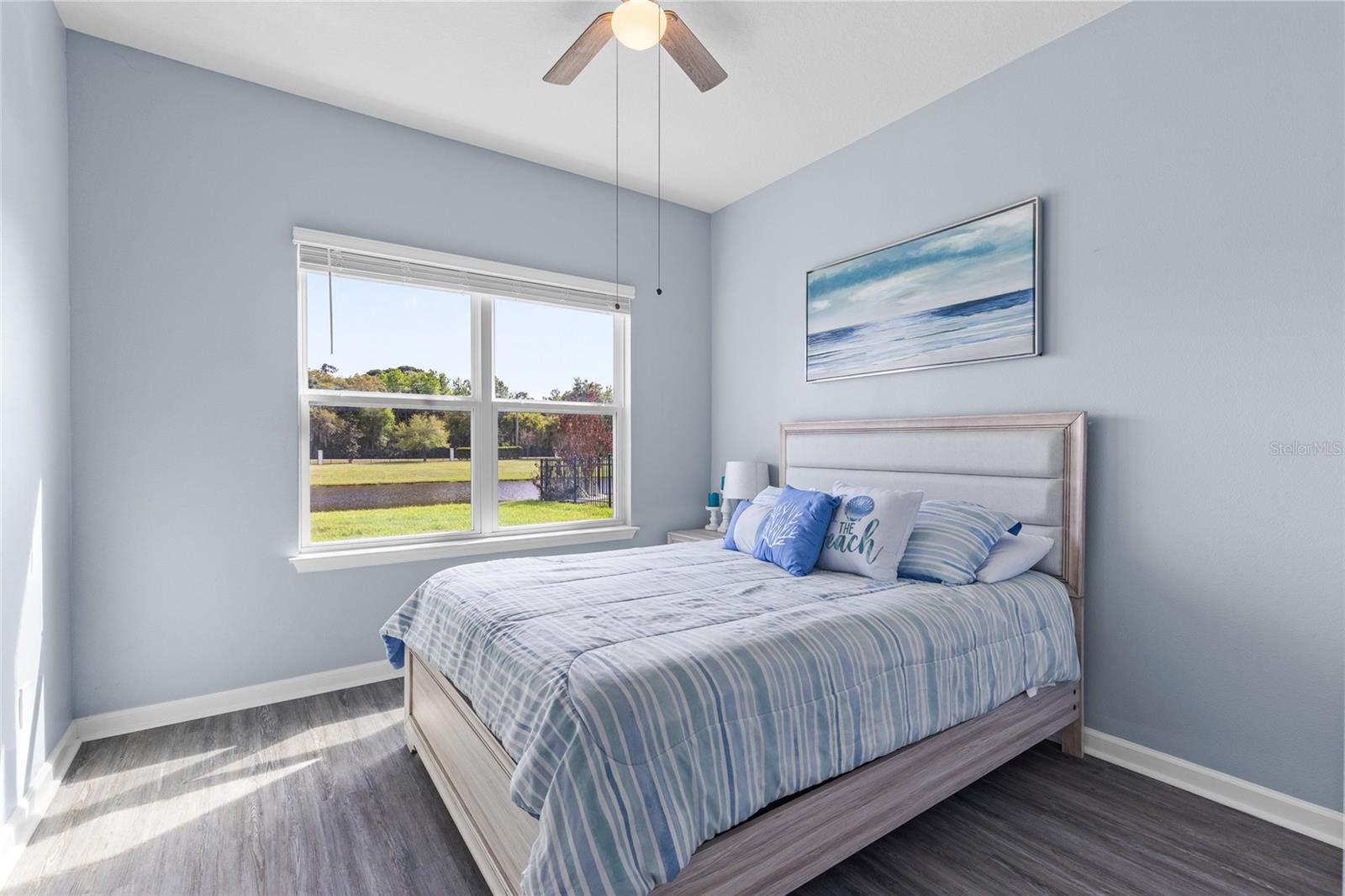 Listing photo id 17 for 2178 Tudor Rose Drive