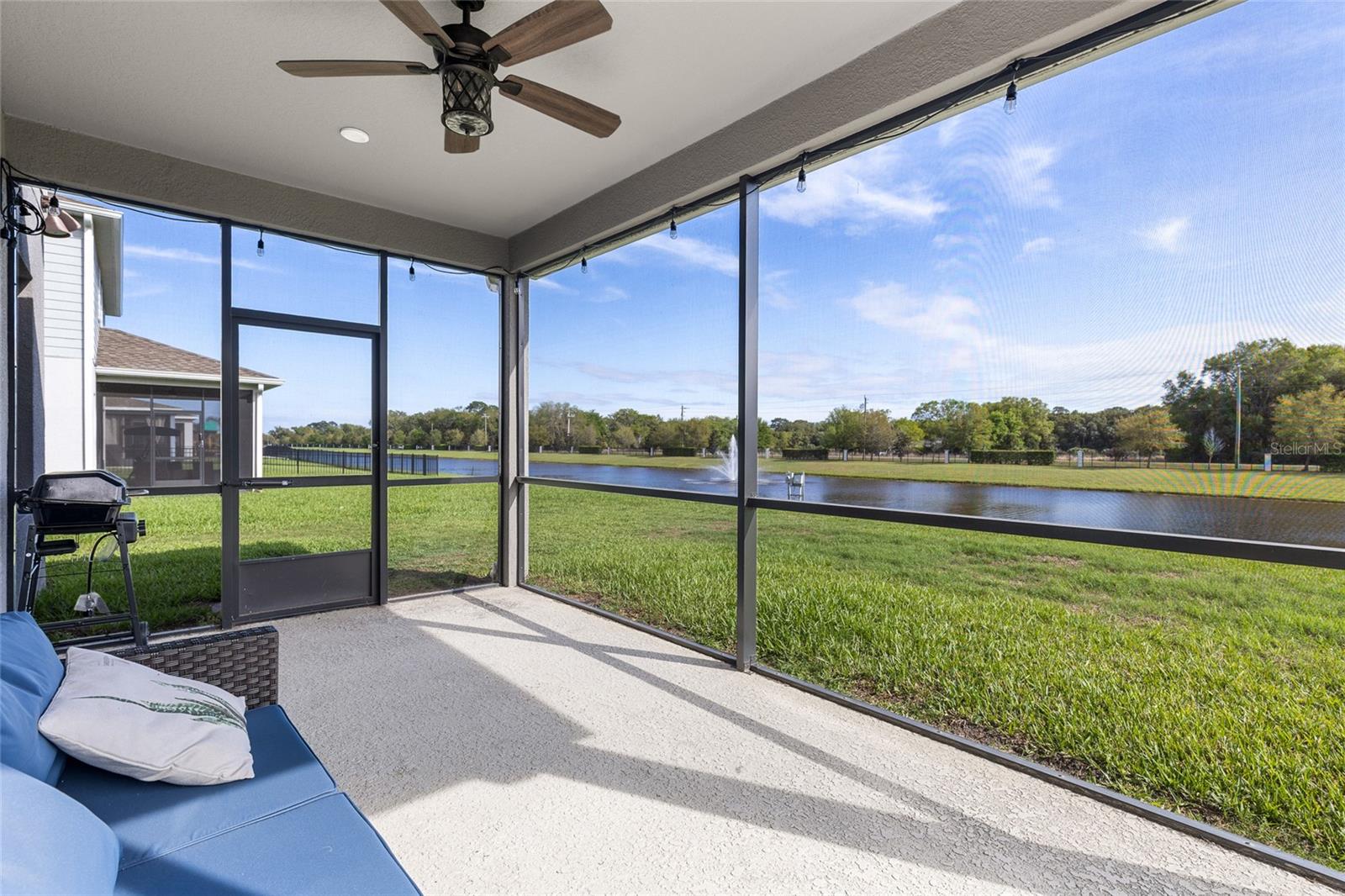 Listing photo id 19 for 2178 Tudor Rose Drive