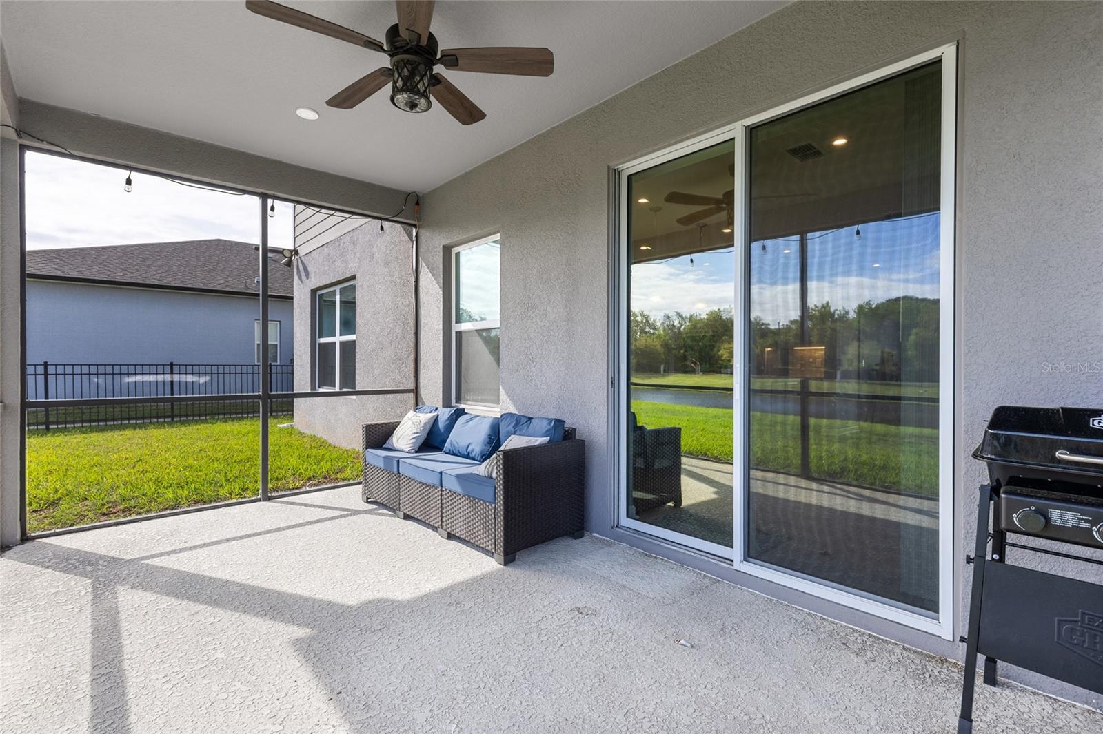 Listing photo id 20 for 2178 Tudor Rose Drive