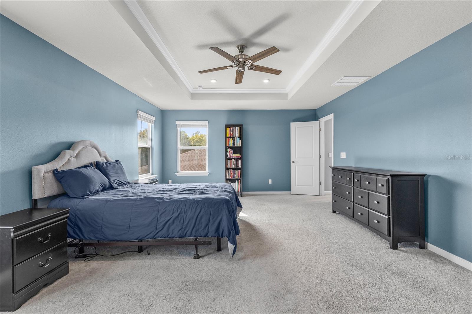 Listing photo id 26 for 2178 Tudor Rose Drive