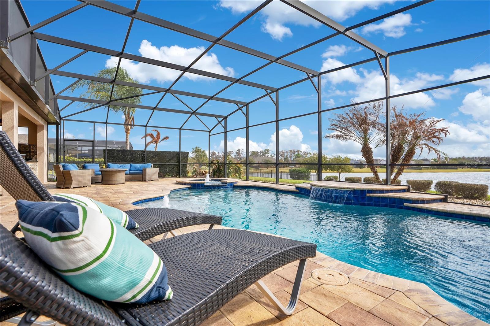 Image 2 of 40 For 3369 Kayak Way