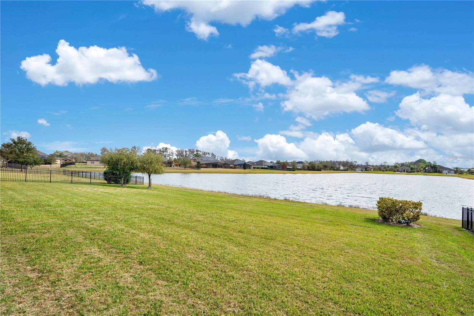 Image 34 of 40 For 3369 Kayak Way