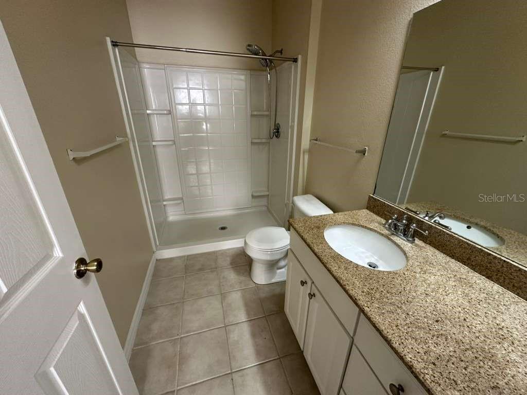 Image 12 of 30 For 225 Southern Pecan Circle 208