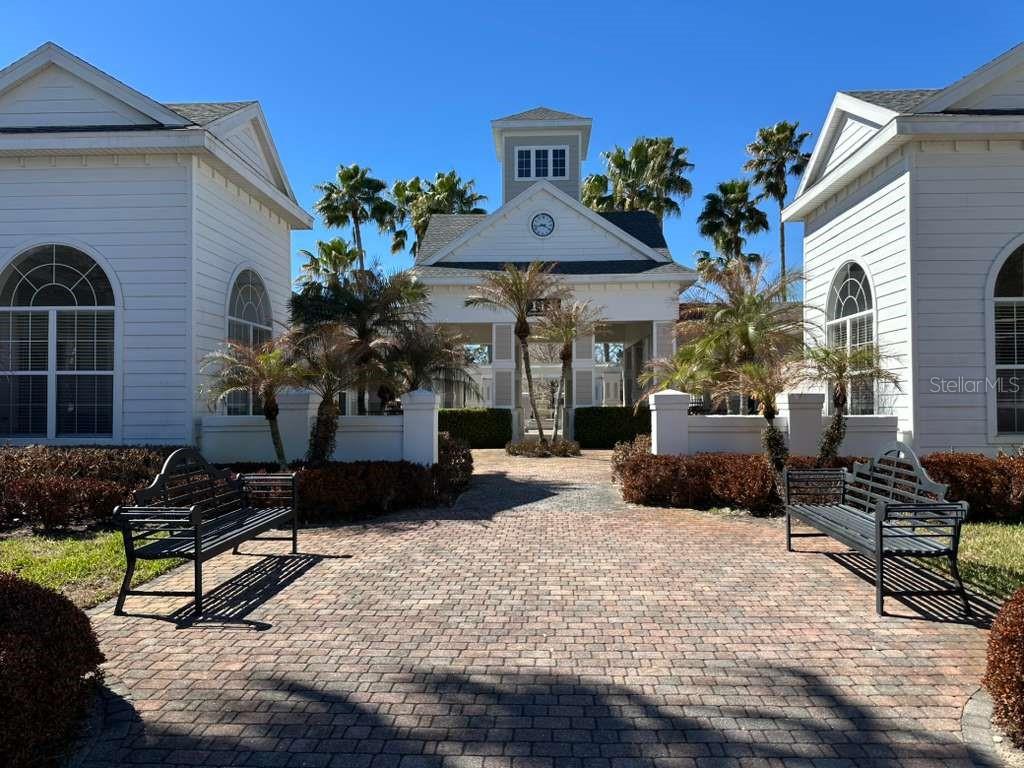 Image 21 of 30 For 225 Southern Pecan Circle 208