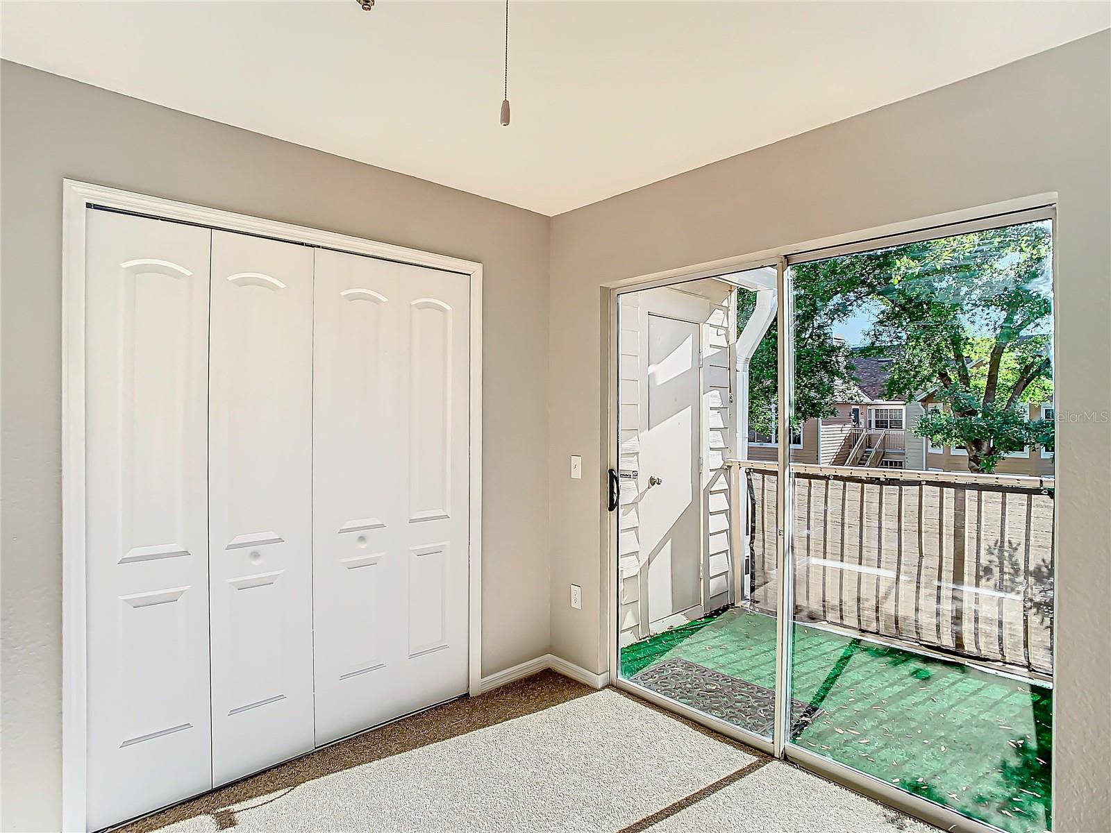 Image 18 of 53 For 665 Youngstown Parkway 262