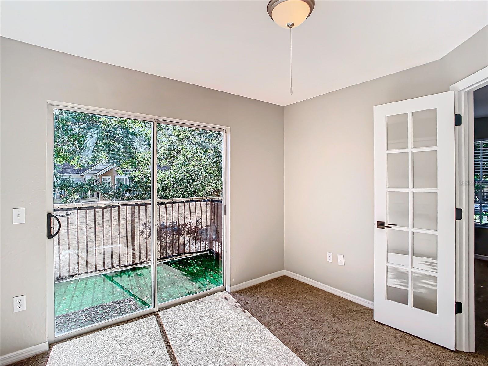 Image 19 of 53 For 665 Youngstown Parkway 262