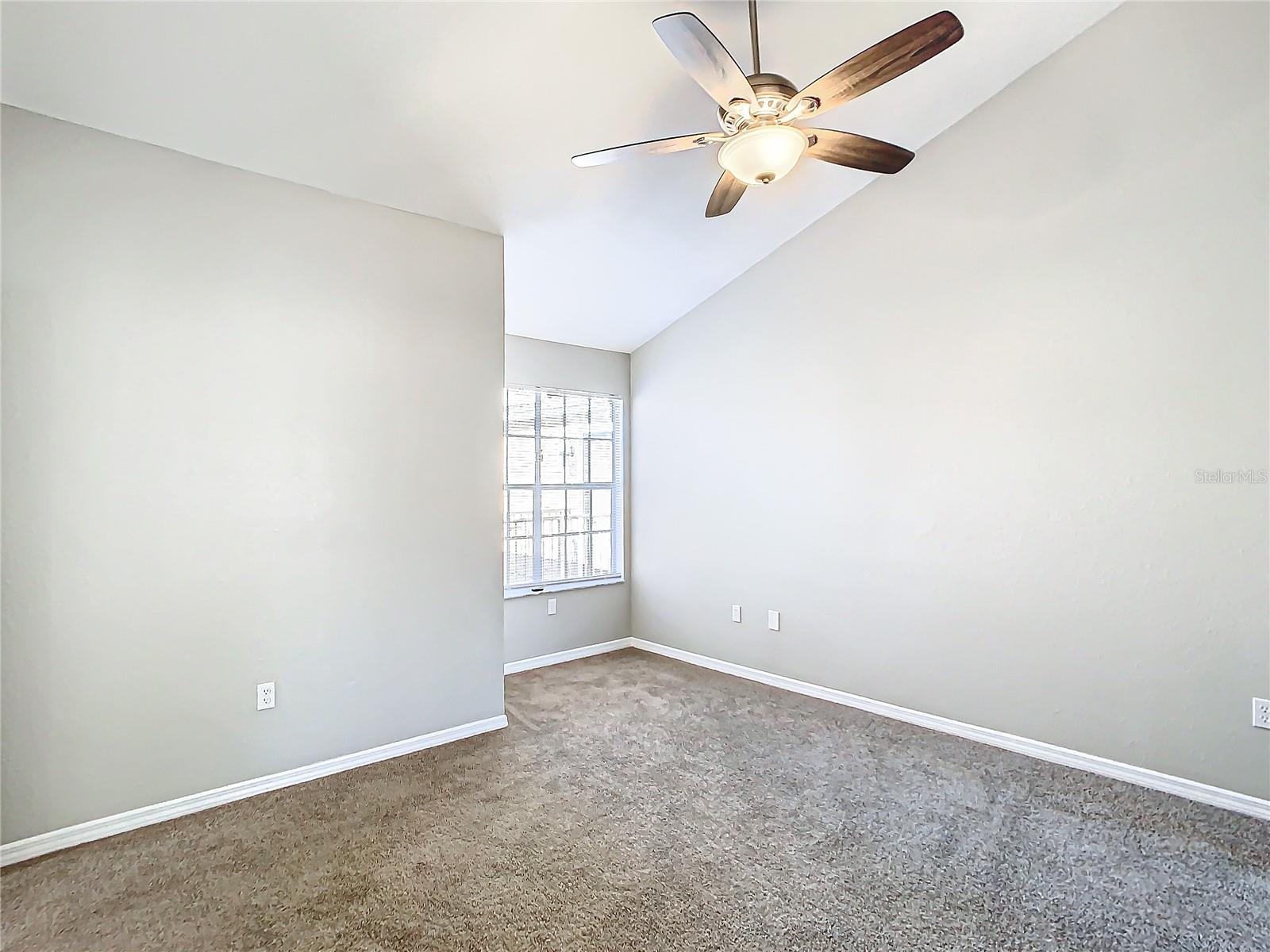 Image 29 of 53 For 665 Youngstown Parkway 262