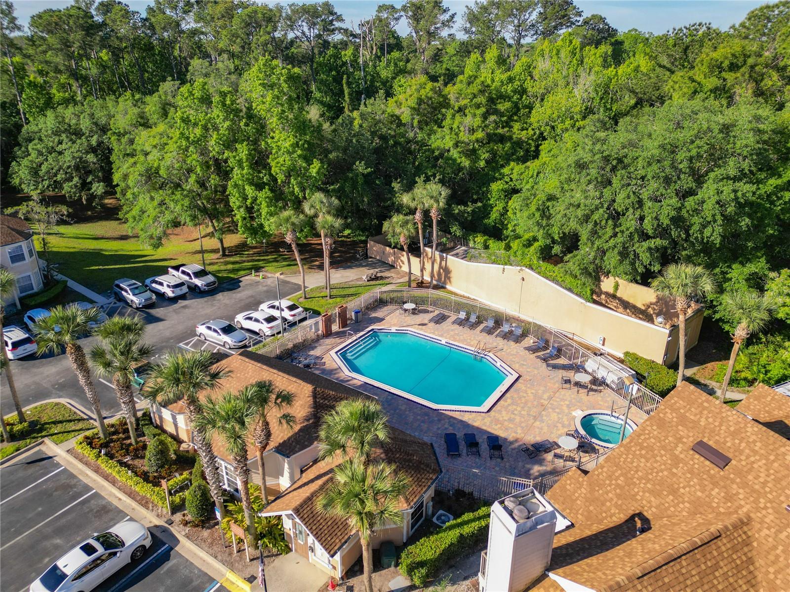 Image 44 of 53 For 665 Youngstown Parkway 262