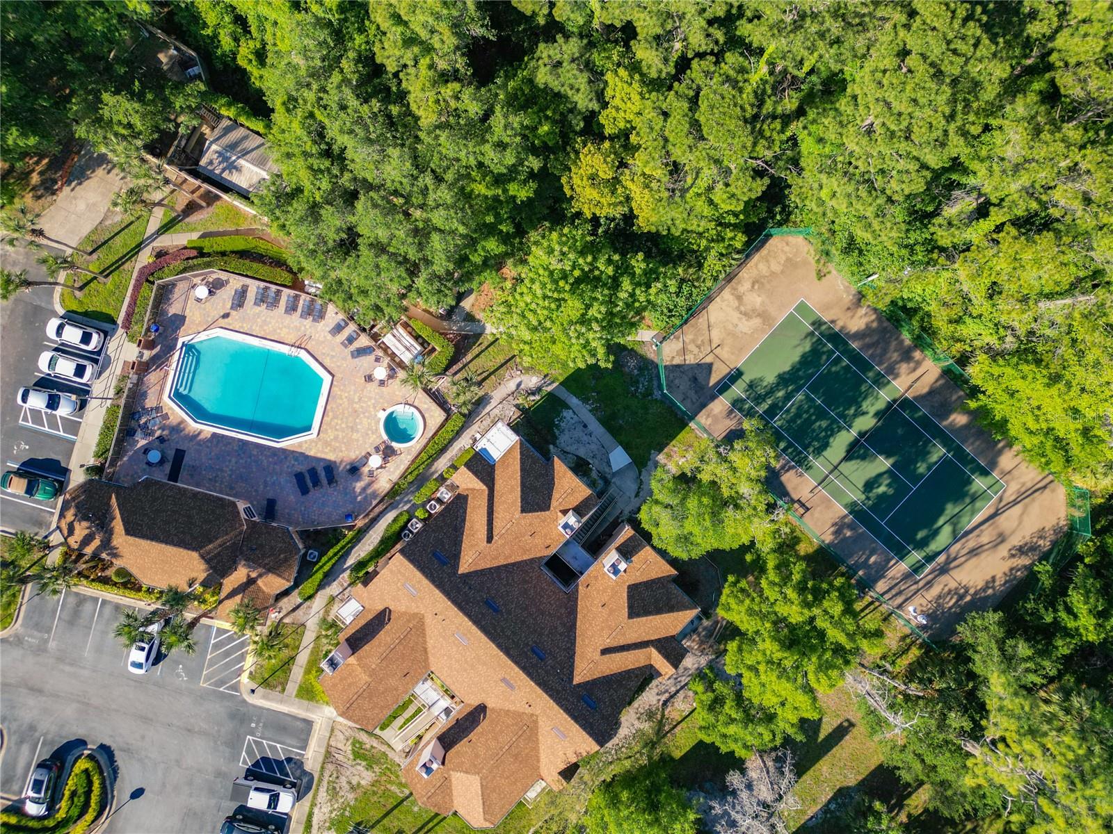 Image 47 of 53 For 665 Youngstown Parkway 262