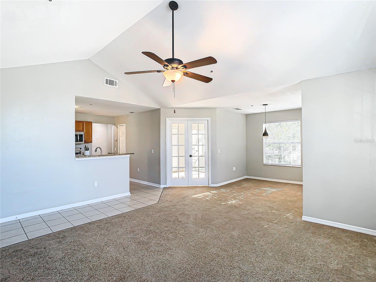 Image 6 of 53 For 665 Youngstown Parkway 262