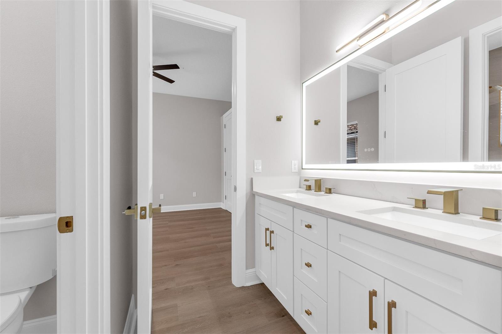 Image 33 of 57 For 14631 Heathermere Lane