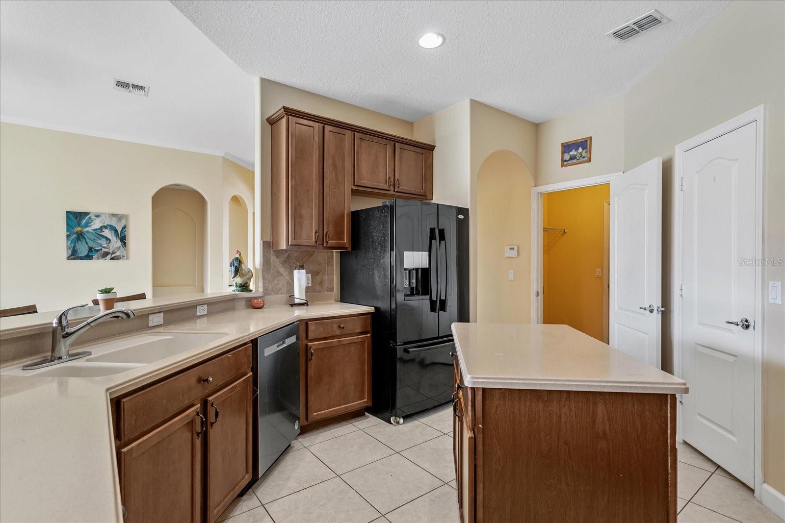 Image 10 of 38 For 4743 Legacy Oaks Drive