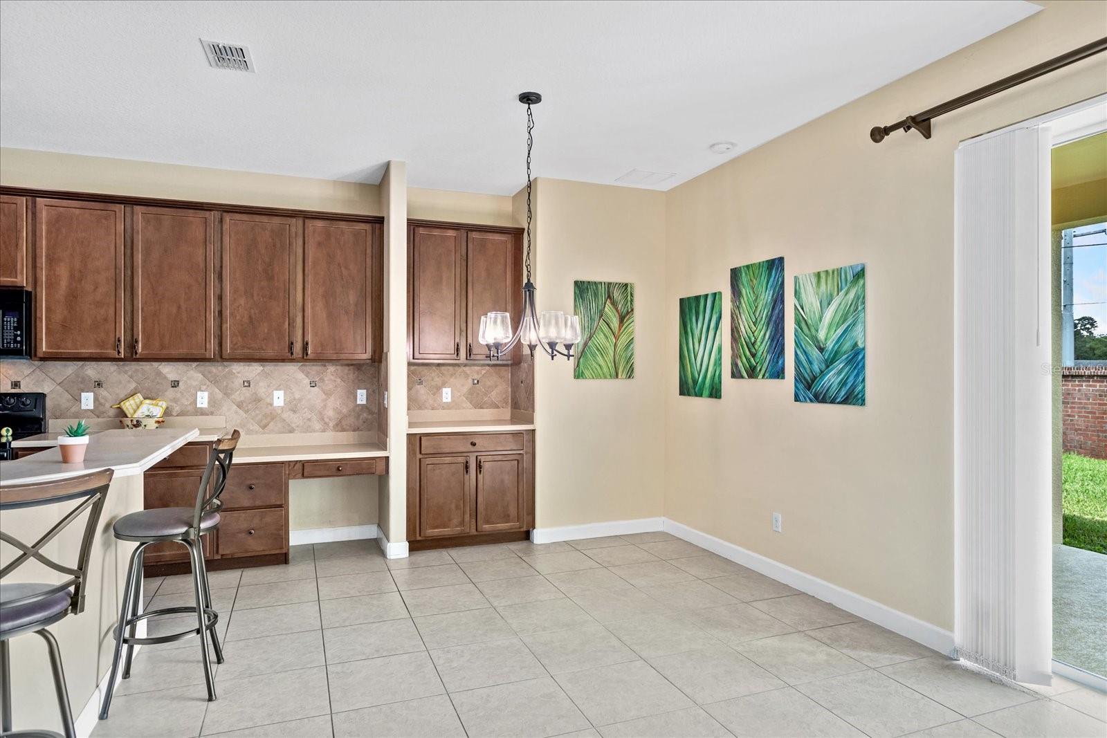 Image 13 of 38 For 4743 Legacy Oaks Drive