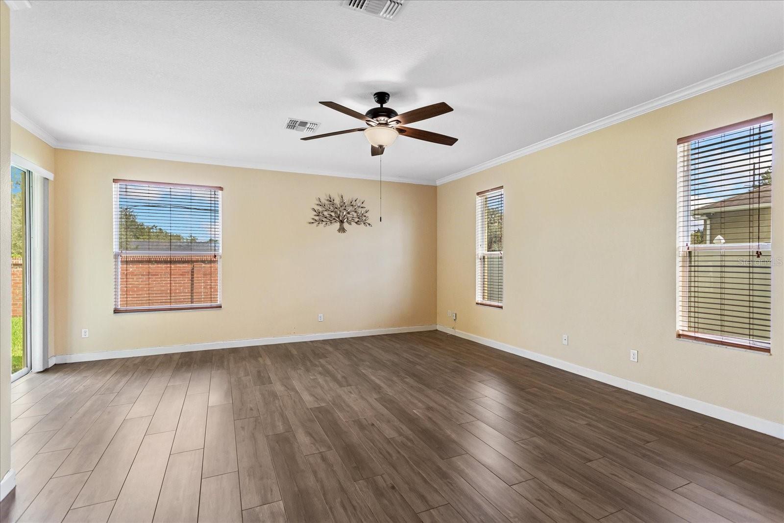 Image 14 of 38 For 4743 Legacy Oaks Drive