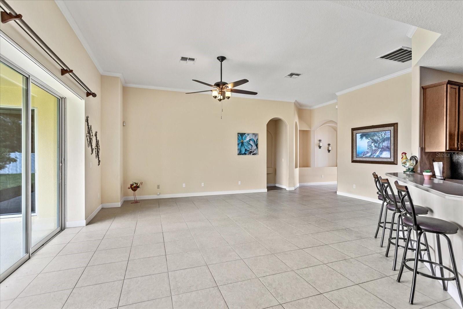 Image 7 of 38 For 4743 Legacy Oaks Drive